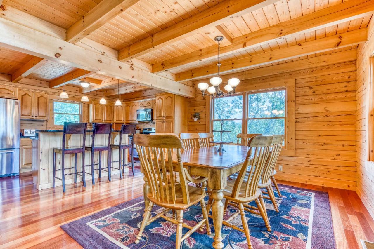 Majestic Lakefront Lodge Sevierville Buitenkant foto