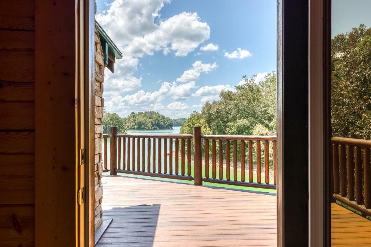 Majestic Lakefront Lodge Sevierville Buitenkant foto