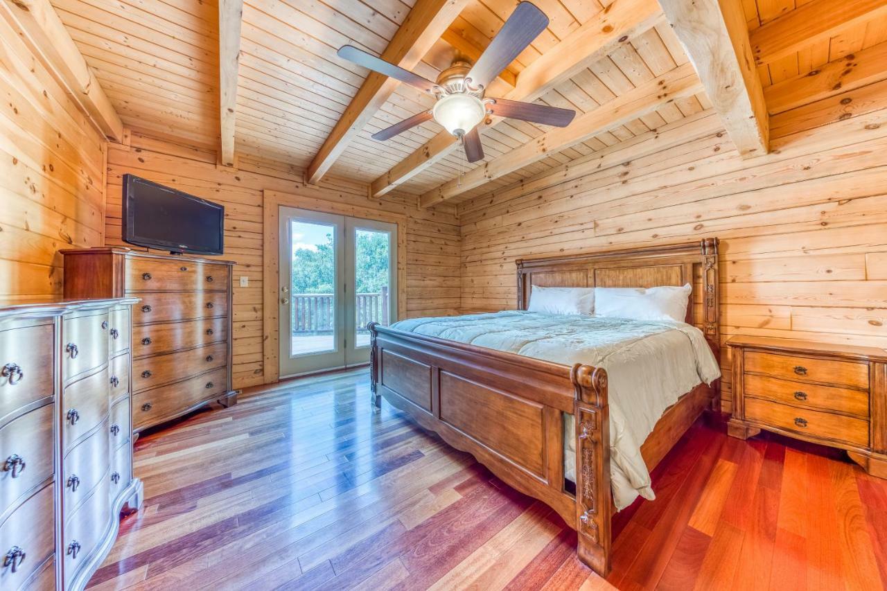Majestic Lakefront Lodge Sevierville Buitenkant foto