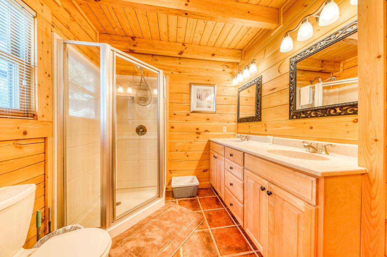 Majestic Lakefront Lodge Sevierville Buitenkant foto