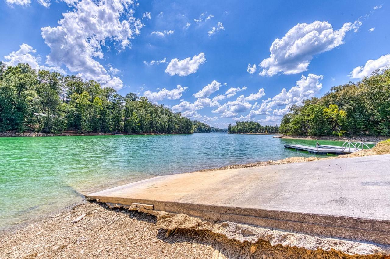 Majestic Lakefront Lodge Sevierville Buitenkant foto