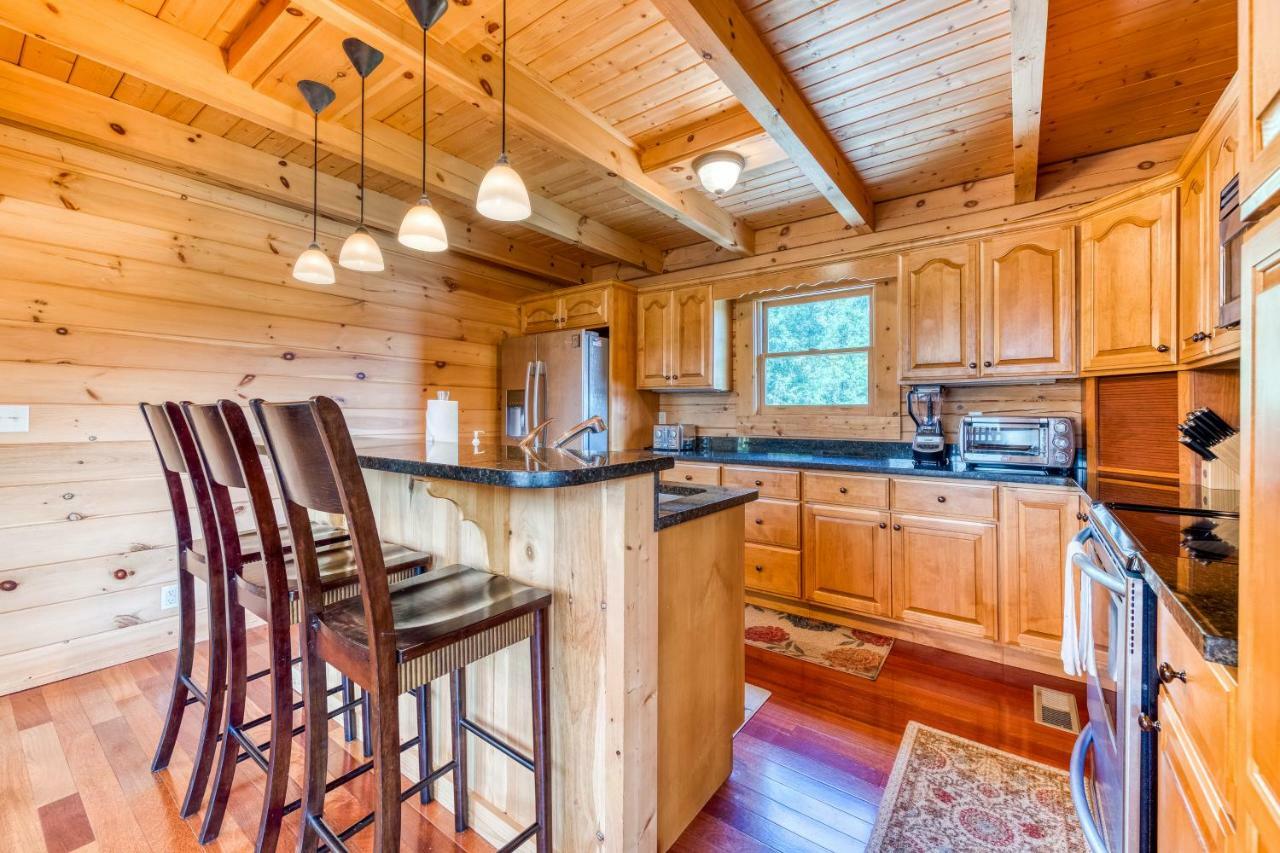 Majestic Lakefront Lodge Sevierville Buitenkant foto